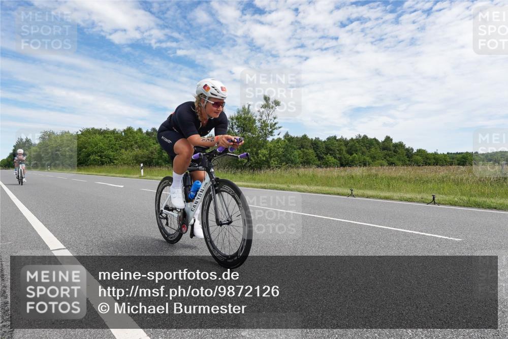 21.06.2026 - Viking Triathlon Michael Burmester http://msf.ph/oto/9872126 21.06.2026 12:25:13 Radfahren 26, 44, 48, 55, 91, 105, 163, 166, 173, 179, 206, 306, 313, 316, 348, 387, 419, 455, 565, 608 meine-sportfotos.de