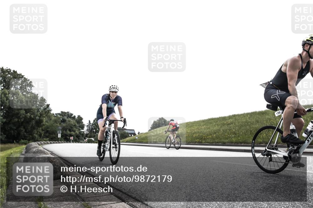 21.06.2026 - 29. Vierlanden-Triathlon H.Heesch http://msf.ph/oto/9872179 21.06.2026 10:44:34 Radfahren 173, 227 meine-sportfotos.de