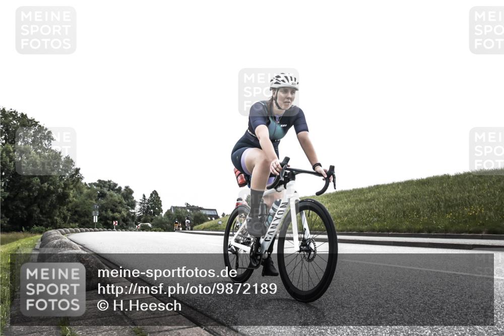 21.06.2026 - 29. Vierlanden-Triathlon H.Heesch http://msf.ph/oto/9872189 21.06.2026 10:44:34 Radfahren 173, 227 meine-sportfotos.de