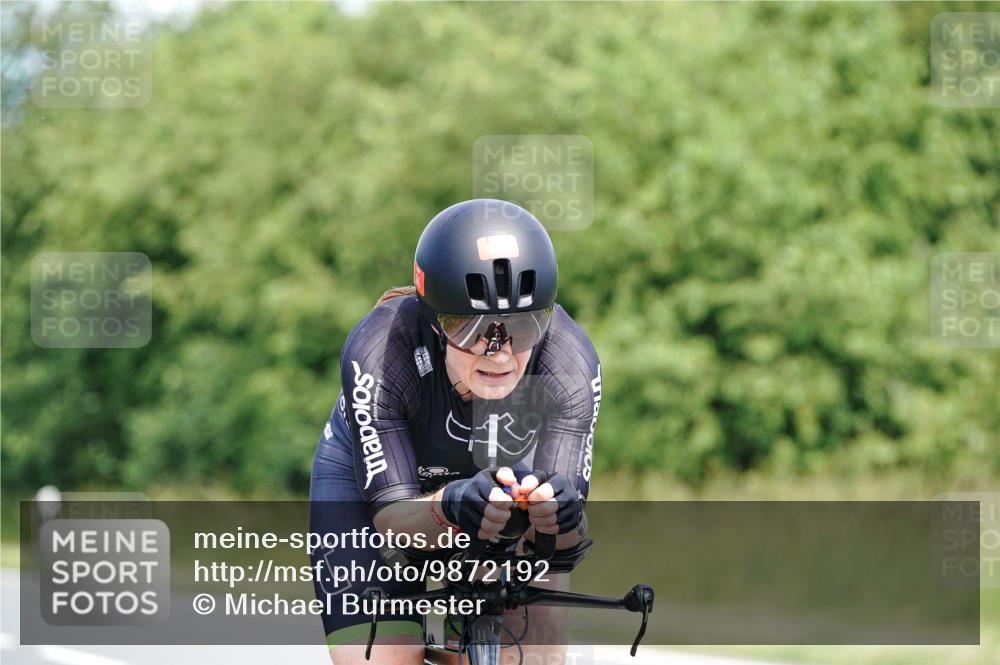 21.06.2026 - Viking Triathlon Michael Burmester http://msf.ph/oto/9872192 21.06.2026 12:43:43 Radfahren 30, 41, 51, 86, 225, 234, 258, 279, 343, 374, 388, 465, 508, 509, 563, 605, 645, 668 meine-sportfotos.de