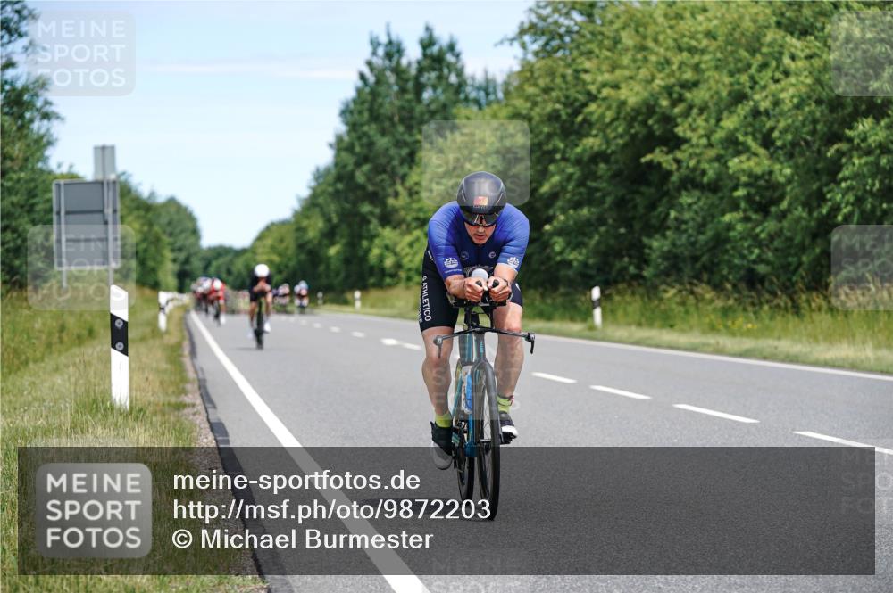 21.06.2026 - Viking Triathlon Michael Burmester http://msf.ph/oto/9872203 21.06.2026 12:43:44 Radfahren 30, 51, 86, 225, 234, 258, 279, 343, 374, 388, 465, 508, 509, 563, 605, 645 meine-sportfotos.de