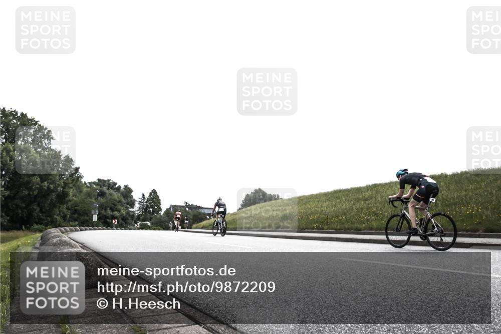 21.06.2026 - 29. Vierlanden-Triathlon H.Heesch http://msf.ph/oto/9872209 21.06.2026 10:44:36 Radfahren 173, 227 meine-sportfotos.de