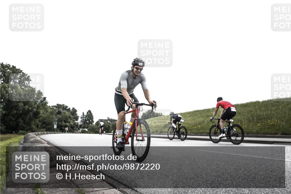 21.06.2026 - 29. Vierlanden-Triathlon H.Heesch http://msf.ph/oto/9872220 21.06.2026 10:44:51 Radfahren 34, 59, 191, 419, 452 meine-sportfotos.de