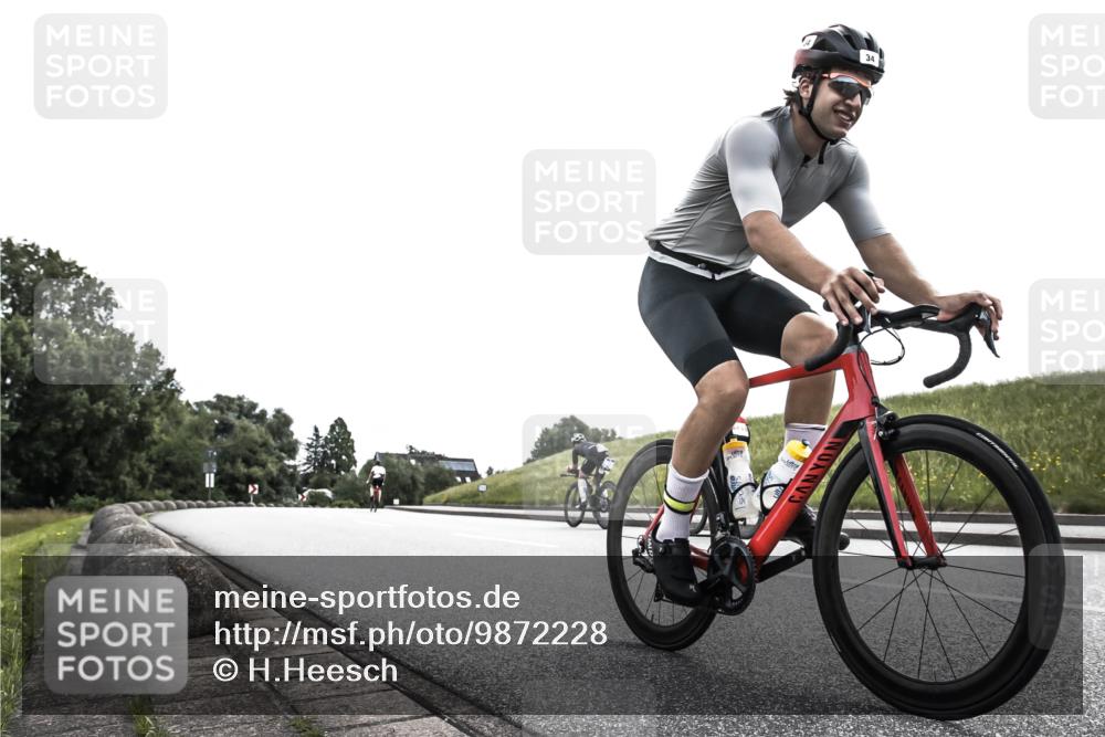 21.06.2026 - 29. Vierlanden-Triathlon H.Heesch http://msf.ph/oto/9872228 21.06.2026 10:44:51 Radfahren 34, 59, 191, 419, 452 meine-sportfotos.de