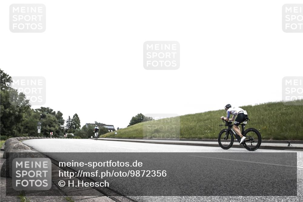 21.06.2026 - 29. Vierlanden-Triathlon H.Heesch http://msf.ph/oto/9872356 21.06.2026 12:13:38 Radfahren 270, 724, 855 meine-sportfotos.de