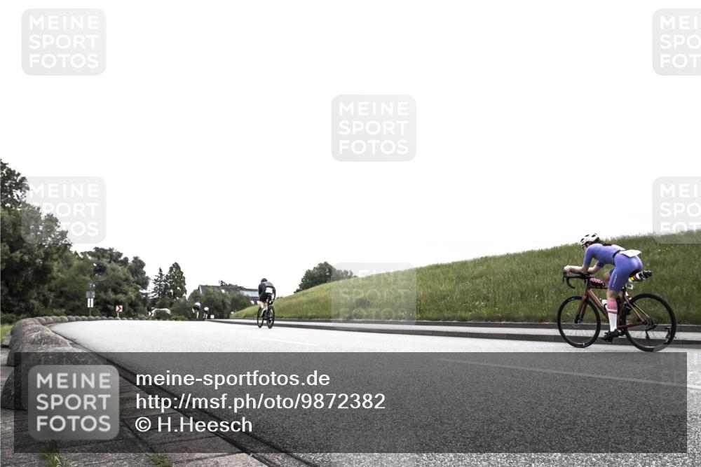 21.06.2026 - 29. Vierlanden-Triathlon H.Heesch http://msf.ph/oto/9872382 21.06.2026 12:13:43 Radfahren 764 meine-sportfotos.de