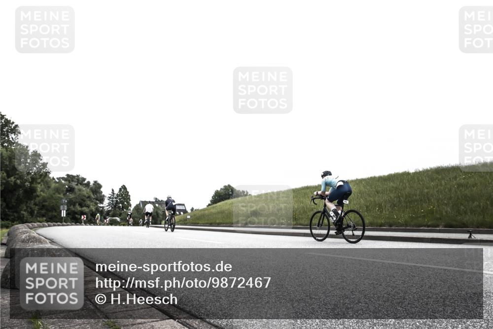 21.06.2026 - 29. Vierlanden-Triathlon H.Heesch http://msf.ph/oto/9872467 21.06.2026 12:15:24 Radfahren 236 meine-sportfotos.de