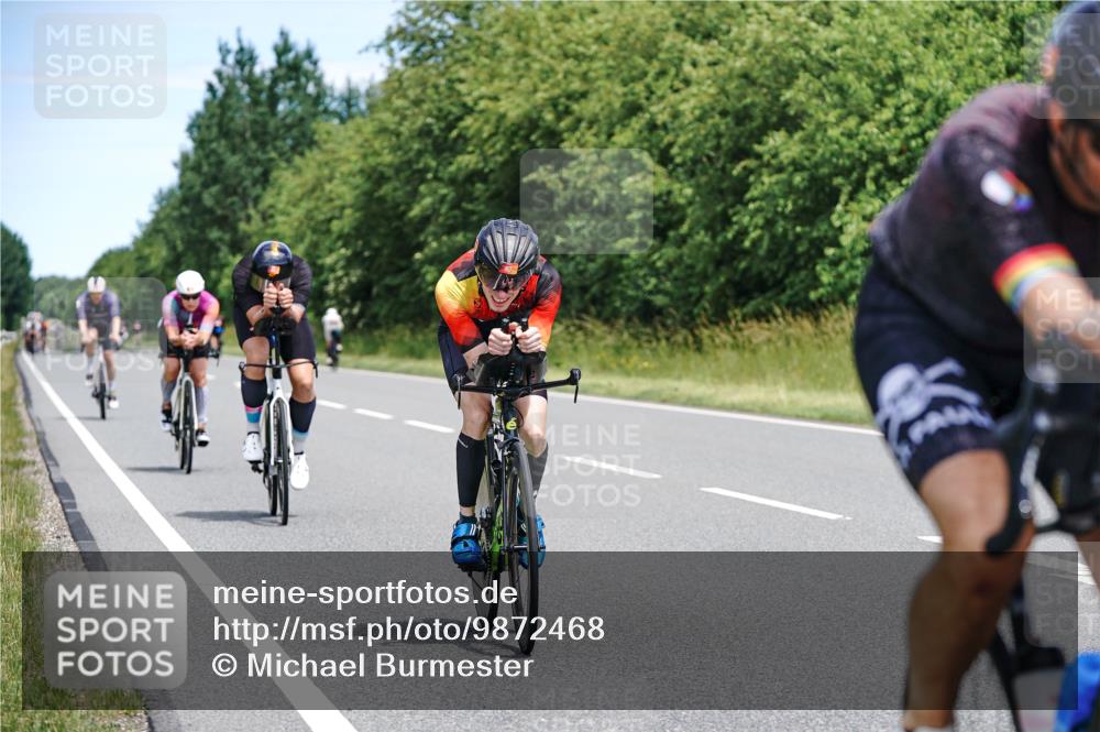 21.06.2026 - Viking Triathlon Michael Burmester http://msf.ph/oto/9872468 21.06.2026 12:44:39 Radfahren 53, 59, 102, 177, 264, 341, 358, 395, 456, 534, 623 meine-sportfotos.de