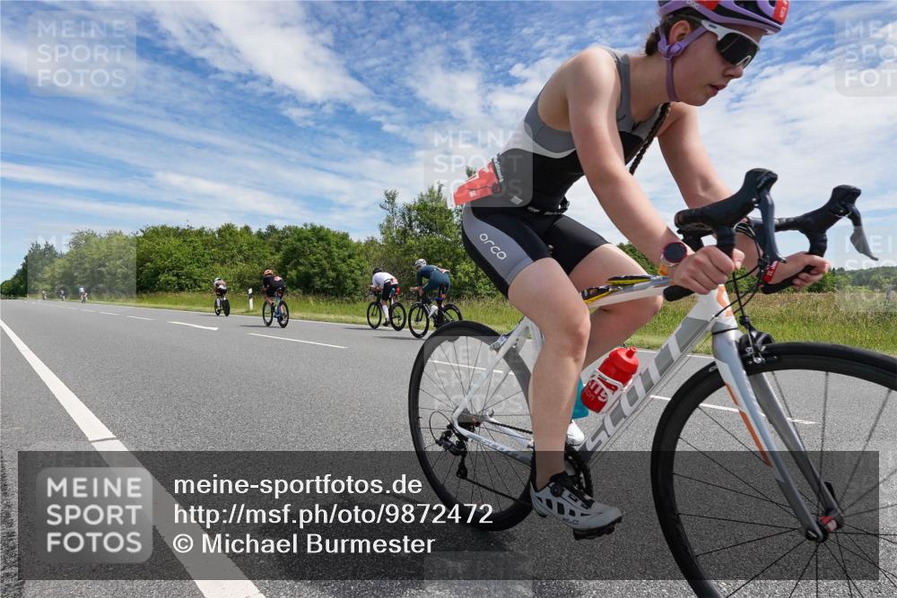 21.06.2026 - Viking Triathlon Michael Burmester http://msf.ph/oto/9872472 21.06.2026 12:29:38 Radfahren 78, 386, 526, 540, 555, 560, 617 meine-sportfotos.de