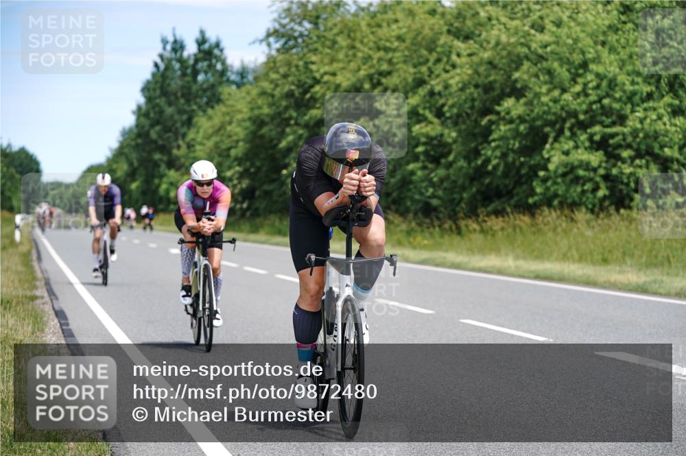 21.06.2026 - Viking Triathlon Michael Burmester http://msf.ph/oto/9872480 21.06.2026 12:44:40 Radfahren 53, 59, 102, 177, 264, 341, 358, 395, 456, 615, 623 meine-sportfotos.de