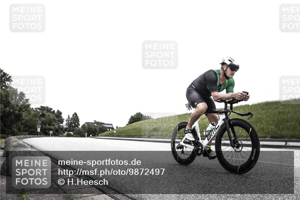 21.06.2026 - 29. Vierlanden-Triathlon H.Heesch http://msf.ph/oto/9872497 21.06.2026 12:15:46 Radfahren 891, 930 meine-sportfotos.de