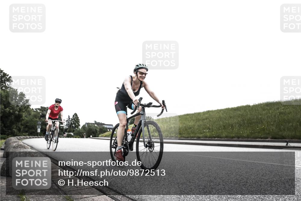 21.06.2026 - 29. Vierlanden-Triathlon H.Heesch http://msf.ph/oto/9872513 21.06.2026 12:16:12 Radfahren 834, 837, 856, 861 meine-sportfotos.de