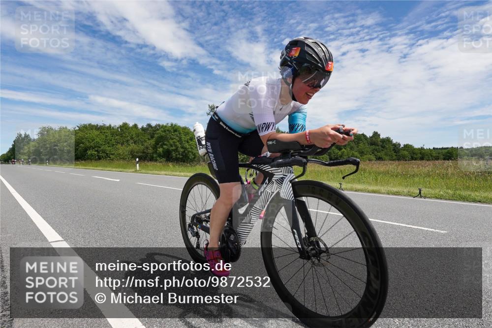 21.06.2026 - Viking Triathlon Michael Burmester http://msf.ph/oto/9872532 21.06.2026 12:30:08 Radfahren 168, 220, 261, 314, 463, 529, 613, 631, 631 meine-sportfotos.de