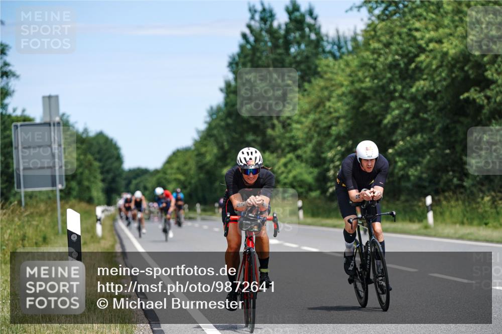 21.06.2026 - Viking Triathlon Michael Burmester http://msf.ph/oto/9872641 21.06.2026 12:45:12 Radfahren 39, 48, 91, 94, 132, 173, 177, 182, 219, 239, 253, 254, 306, 313, 494, 538 meine-sportfotos.de
