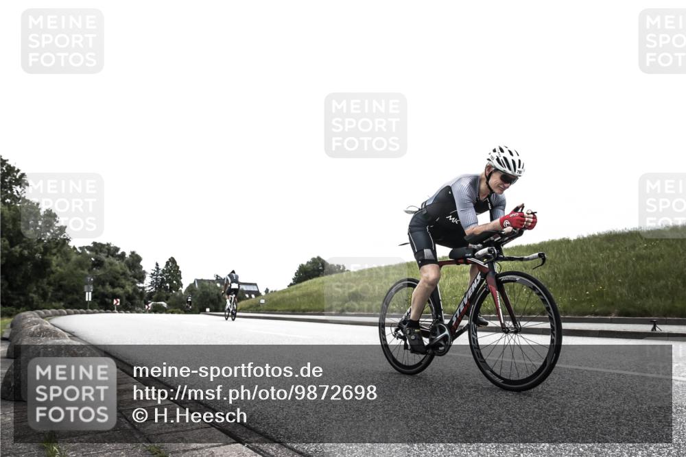 21.06.2026 - 29. Vierlanden-Triathlon H.Heesch http://msf.ph/oto/9872698 21.06.2026 12:19:33 Radfahren 793 meine-sportfotos.de