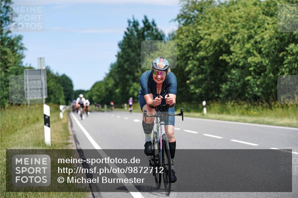 21.06.2026 - Viking Triathlon Michael Burmester http://msf.ph/oto/9872712 21.06.2026 12:45:24 Radfahren 39, 48, 91, 132, 173, 182, 249, 254, 254, 306, 309, 538 meine-sportfotos.de