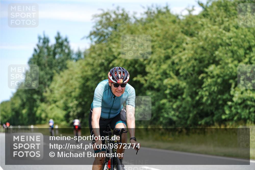 21.06.2026 - Viking Triathlon Michael Burmester http://msf.ph/oto/9872774 21.06.2026 12:45:40 Radfahren 54, 135, 205, 249, 254, 309, 309, 421 meine-sportfotos.de