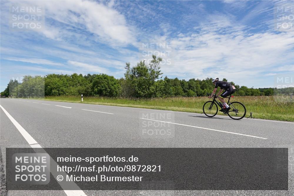 21.06.2026 - Viking Triathlon Michael Burmester http://msf.ph/oto/9872821 21.06.2026 12:33:20 Radfahren 85, 88, 122, 167, 172, 274, 287, 403, 492, 497, 528, 642 meine-sportfotos.de