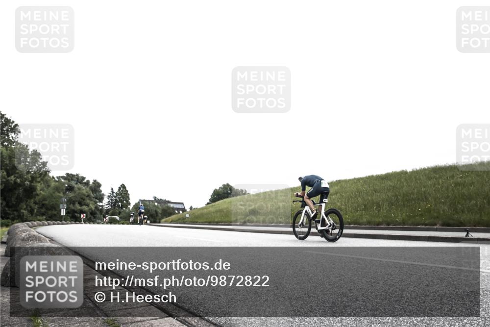 21.06.2026 - 29. Vierlanden-Triathlon H.Heesch http://msf.ph/oto/9872822 21.06.2026 12:22:38 Radfahren 747 meine-sportfotos.de