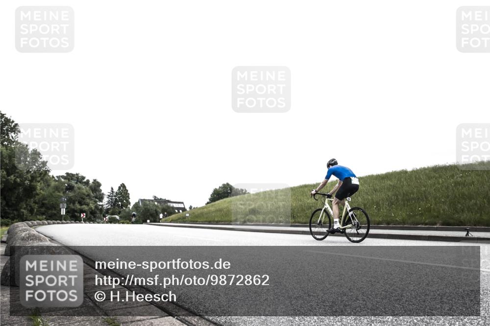 21.06.2026 - 29. Vierlanden-Triathlon H.Heesch http://msf.ph/oto/9872862 21.06.2026 12:24:23 Radfahren 759 meine-sportfotos.de