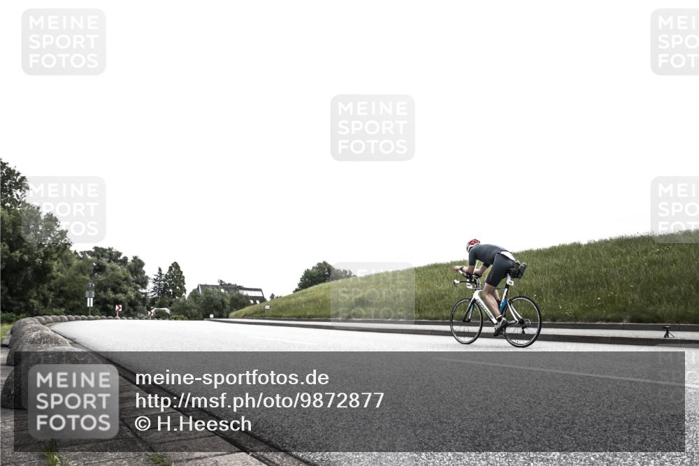 21.06.2026 - 29. Vierlanden-Triathlon H.Heesch http://msf.ph/oto/9872877 21.06.2026 12:24:51 Radfahren 723, 750 meine-sportfotos.de