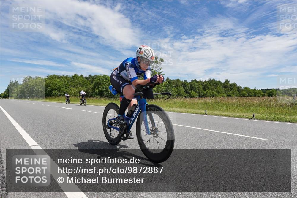 21.06.2026 - Viking Triathlon Michael Burmester http://msf.ph/oto/9872887 21.06.2026 12:34:01 Radfahren 224, 224, 282, 493, 495, 541, 652 meine-sportfotos.de