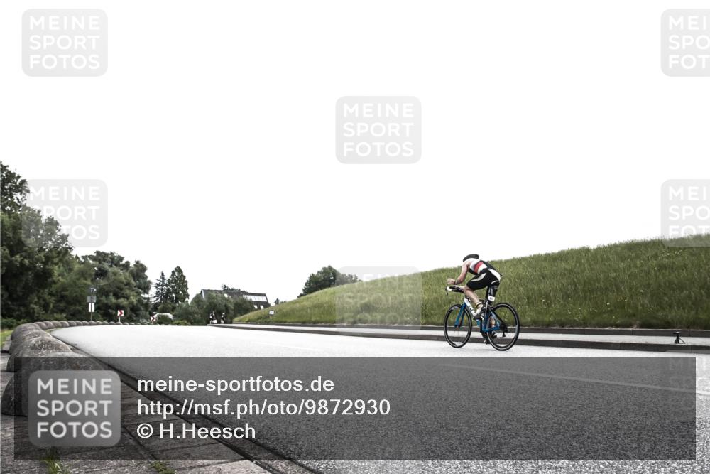21.06.2026 - 29. Vierlanden-Triathlon H.Heesch http://msf.ph/oto/9872930 21.06.2026 12:25:43 Radfahren 672 meine-sportfotos.de