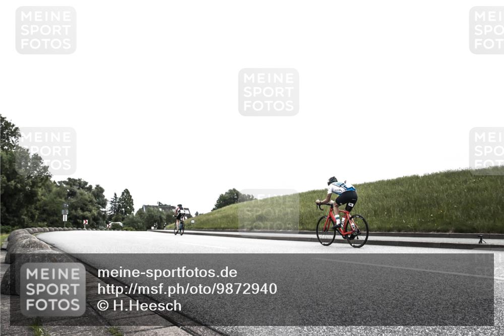 21.06.2026 - 29. Vierlanden-Triathlon H.Heesch http://msf.ph/oto/9872940 21.06.2026 12:25:44 Radfahren 672 meine-sportfotos.de