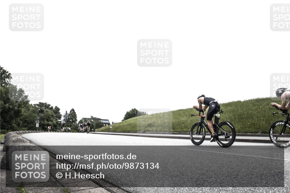 21.06.2026 - 29. Vierlanden-Triathlon H.Heesch http://msf.ph/oto/9873134 21.06.2026 12:27:42 Radfahren 954 meine-sportfotos.de
