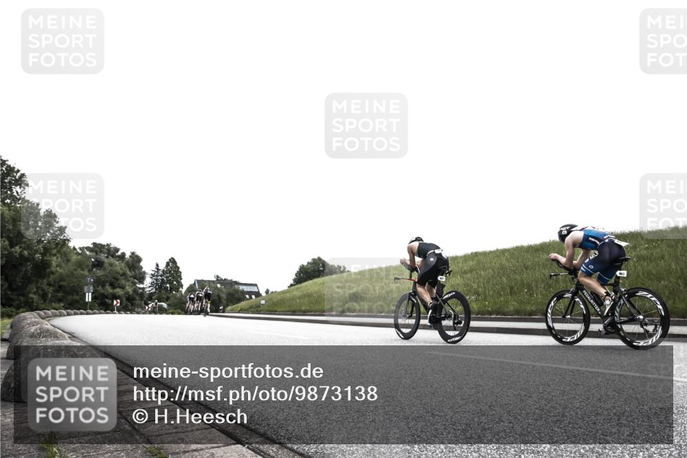 21.06.2026 - 29. Vierlanden-Triathlon H.Heesch http://msf.ph/oto/9873138 21.06.2026 12:27:42 Radfahren 954 meine-sportfotos.de
