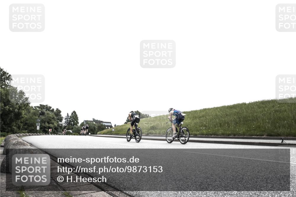 21.06.2026 - 29. Vierlanden-Triathlon H.Heesch http://msf.ph/oto/9873153 21.06.2026 12:27:42 Radfahren 954 meine-sportfotos.de