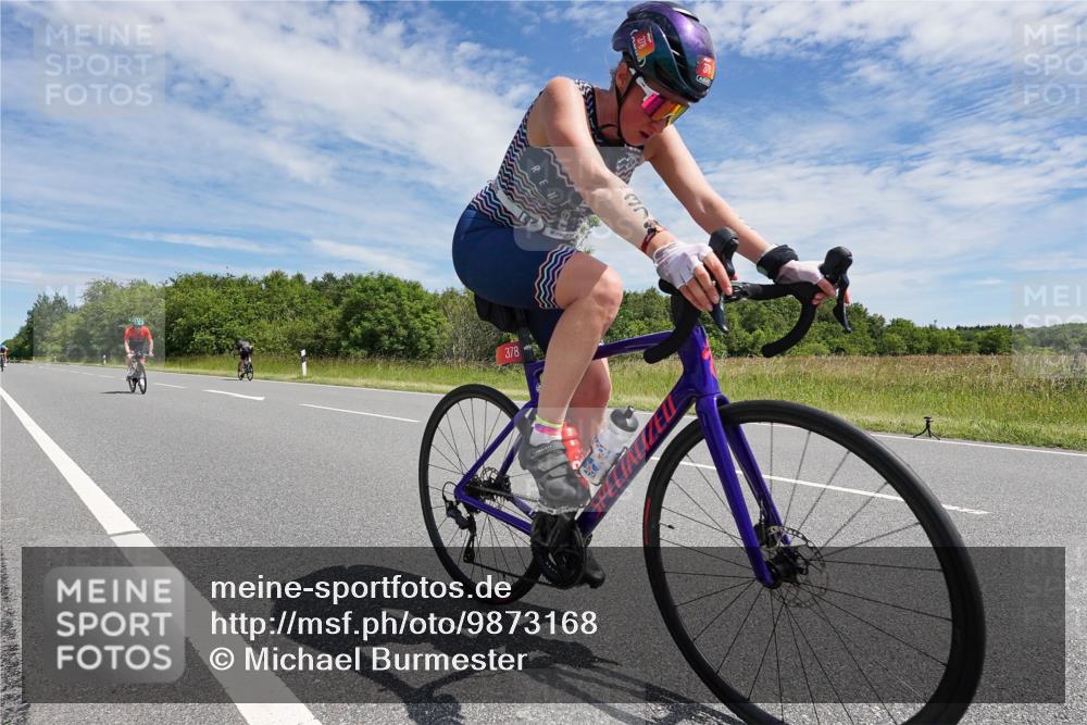 21.06.2026 - Viking Triathlon Michael Burmester http://msf.ph/oto/9873168 21.06.2026 12:38:02 Radfahren 138, 185, 203, 378, 413, 461, 506, 550, 557 meine-sportfotos.de
