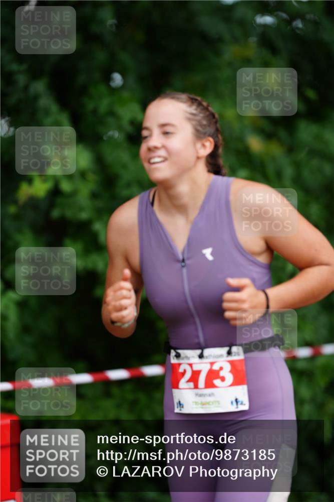 21.06.2026 - 29. Vierlanden-Triathlon LAZAROV Photography http://msf.ph/oto/9873185 21.06.2026 14:20:37 Laufen 40, 273 meine-sportfotos.de
