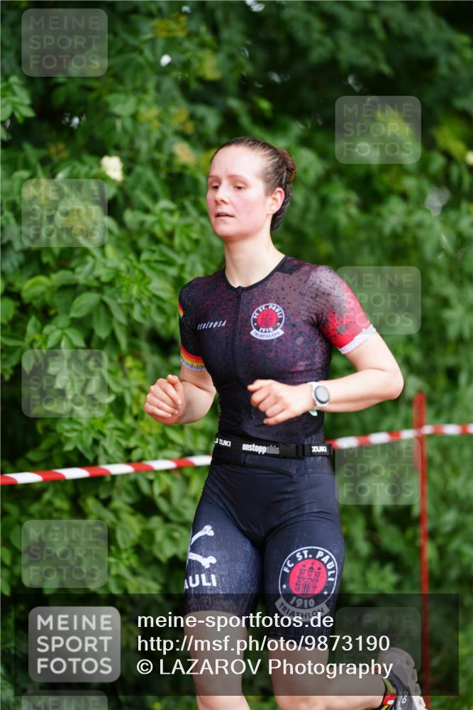 21.06.2026 - 29. Vierlanden-Triathlon LAZAROV Photography http://msf.ph/oto/9873190 21.06.2026 14:20:38 Laufen 1910, 1910 meine-sportfotos.de