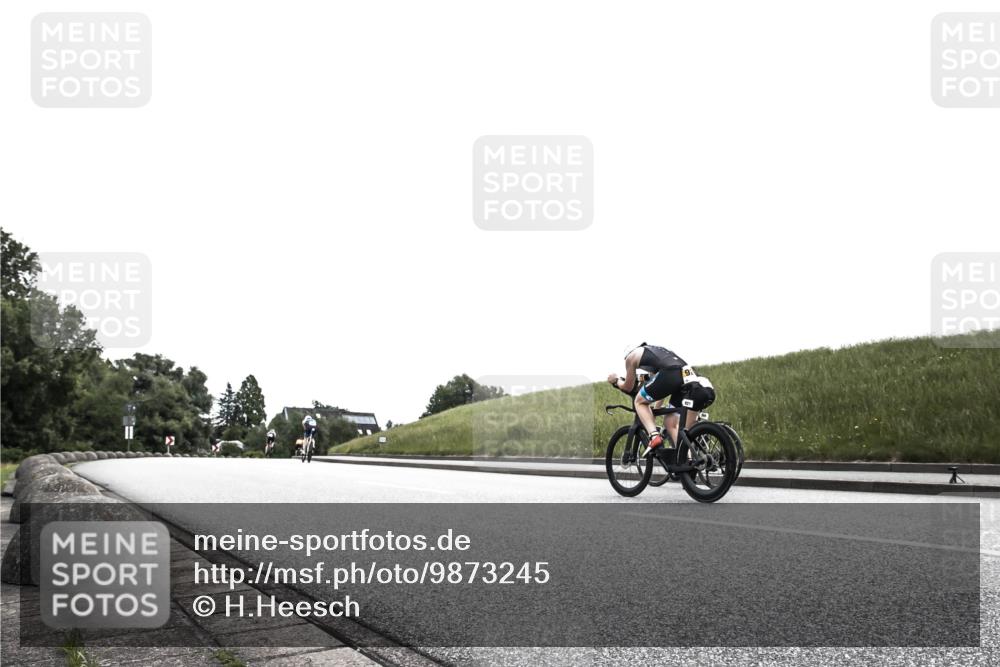21.06.2026 - 29. Vierlanden-Triathlon H.Heesch http://msf.ph/oto/9873245 21.06.2026 12:28:35 Radfahren  meine-sportfotos.de