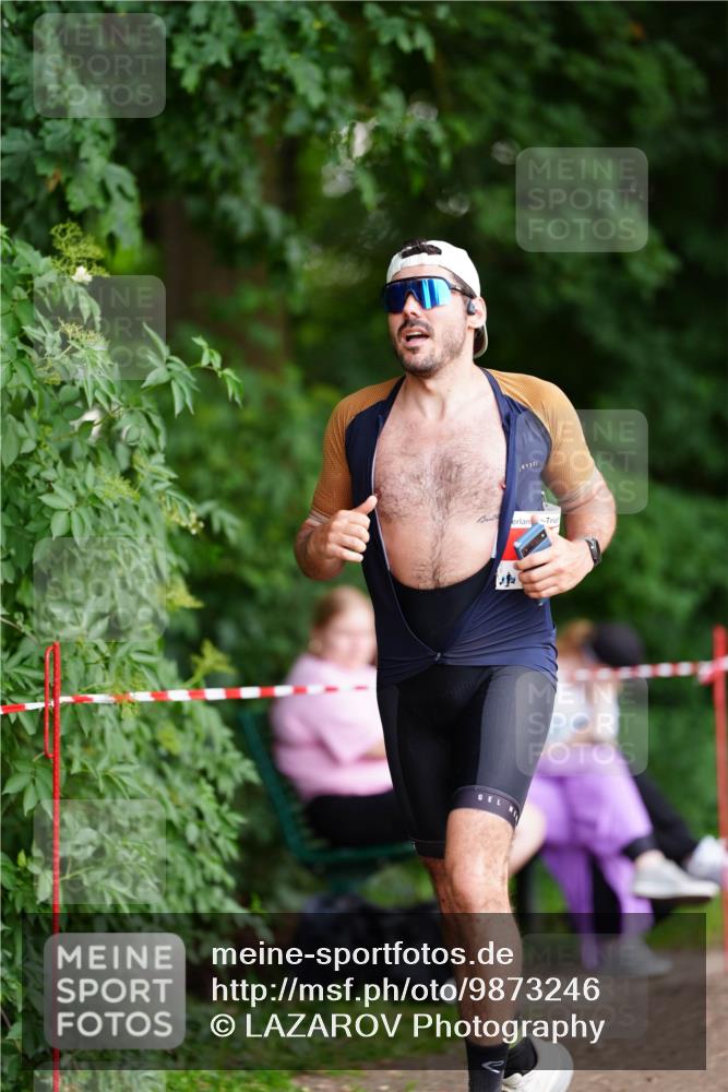 21.06.2026 - 29. Vierlanden-Triathlon LAZAROV Photography http://msf.ph/oto/9873246 21.06.2026 14:21:41 Laufen  meine-sportfotos.de