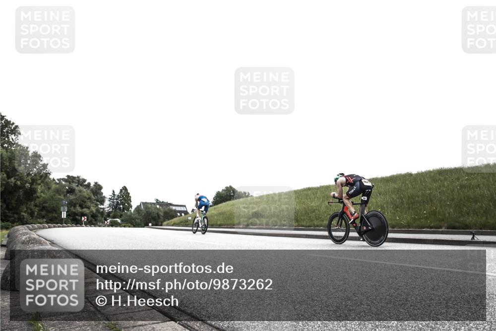 21.06.2026 - 29. Vierlanden-Triathlon H.Heesch http://msf.ph/oto/9873262 21.06.2026 12:28:46 Radfahren 644, 844 meine-sportfotos.de