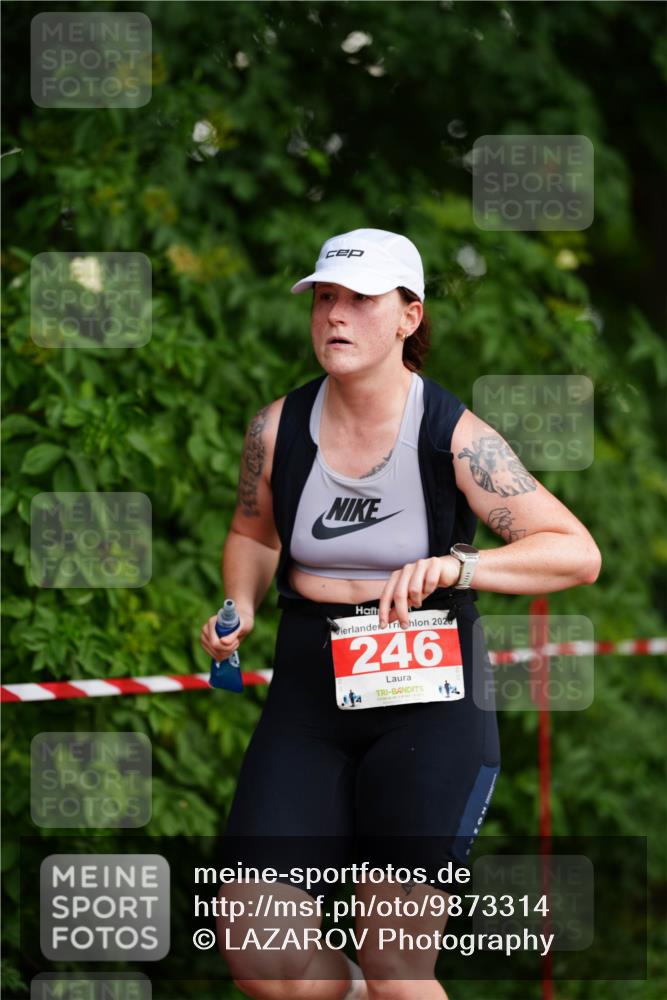 21.06.2026 - 29. Vierlanden-Triathlon LAZAROV Photography http://msf.ph/oto/9873314 21.06.2026 14:23:09 Laufen 202, 246 meine-sportfotos.de