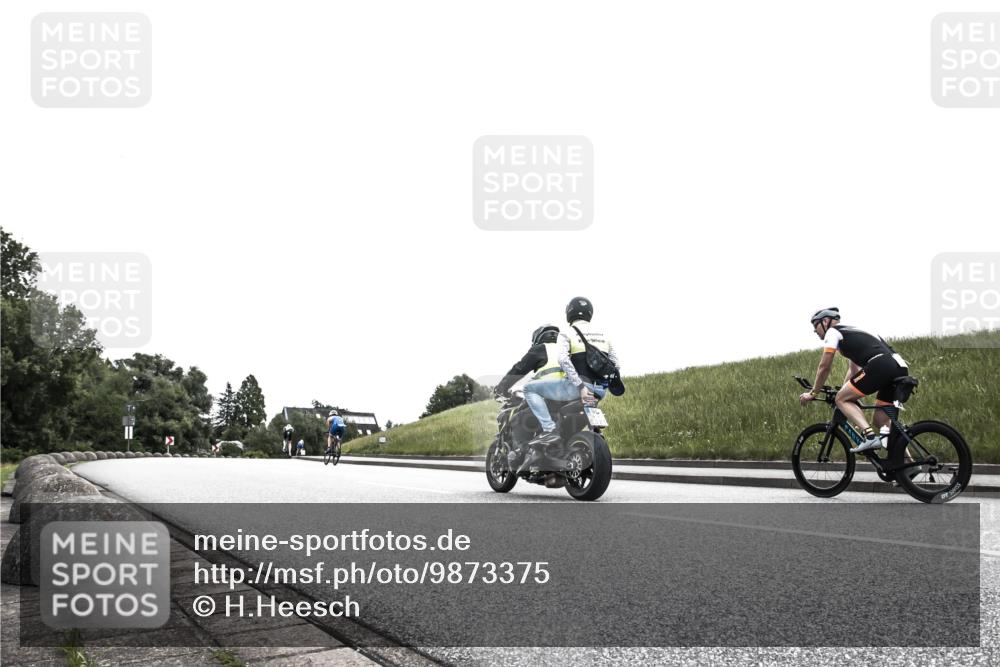21.06.2026 - 29. Vierlanden-Triathlon H.Heesch http://msf.ph/oto/9873375 21.06.2026 12:29:24 Radfahren  meine-sportfotos.de