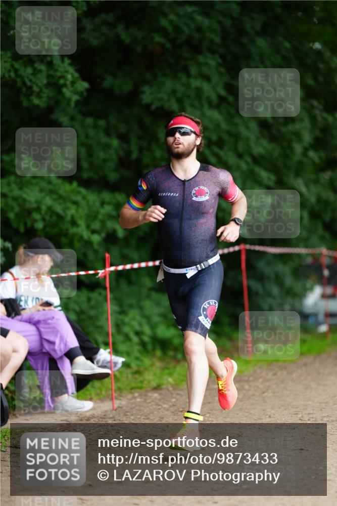 21.06.2026 - 29. Vierlanden-Triathlon LAZAROV Photography http://msf.ph/oto/9873433 21.06.2026 14:24:40 Laufen  meine-sportfotos.de