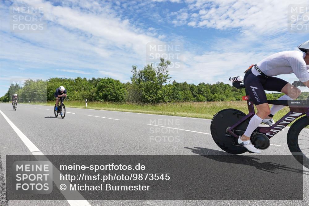 21.06.2026 - Viking Triathlon Michael Burmester http://msf.ph/oto/9873545 21.06.2026 12:41:26 Radfahren 43, 82, 117, 147, 183, 321, 369, 391, 425, 469, 491, 650 meine-sportfotos.de
