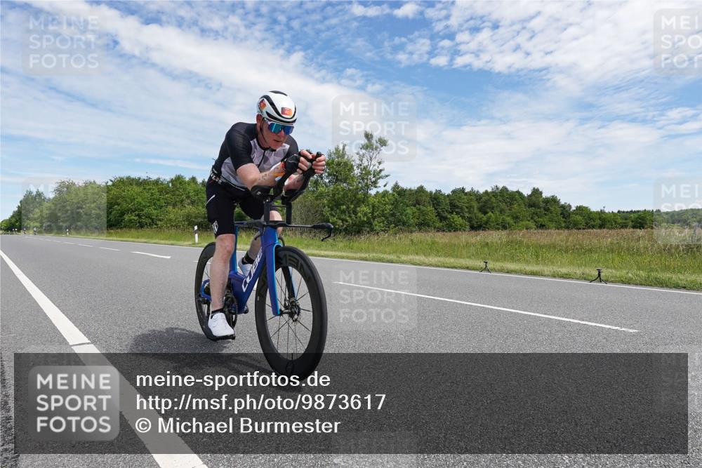 21.06.2026 - Viking Triathlon Michael Burmester http://msf.ph/oto/9873617 21.06.2026 12:42:13 Radfahren 171, 291, 329, 339, 398, 399, 405, 417, 505, 630 meine-sportfotos.de