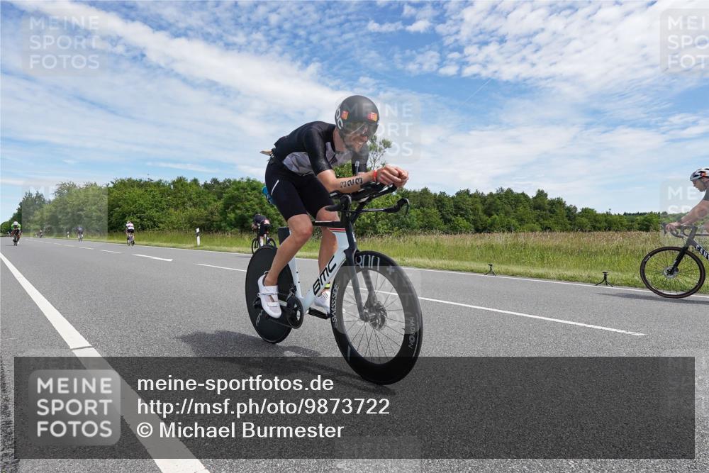 21.06.2026 - Viking Triathlon Michael Burmester http://msf.ph/oto/9873722 21.06.2026 12:43:20 Radfahren 202, 223, 243, 243, 429, 434, 472, 602, 654, 670 meine-sportfotos.de