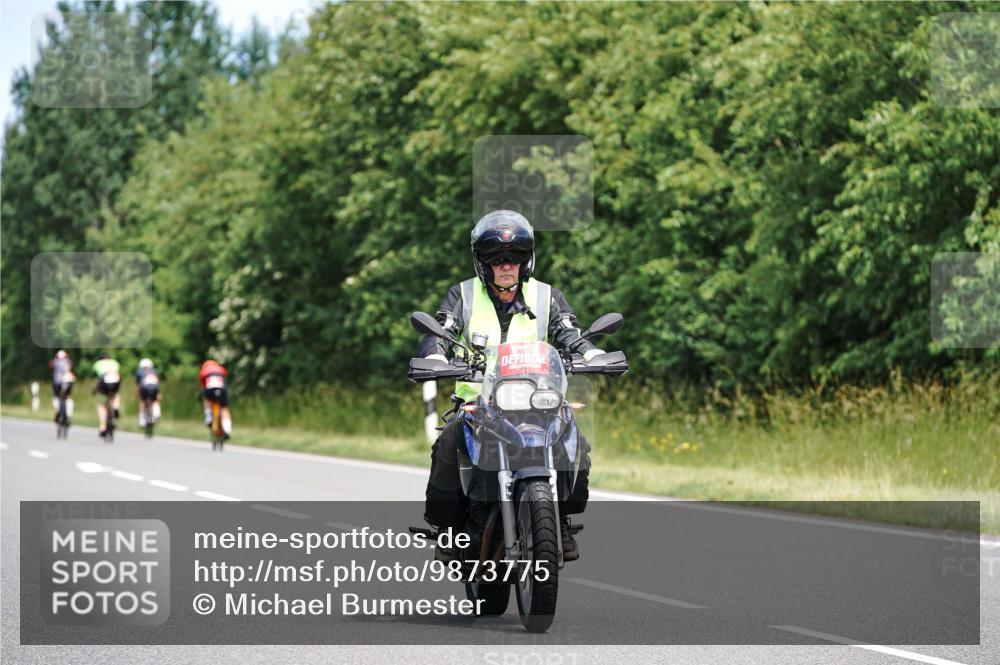 21.06.2026 - Viking Triathlon Michael Burmester http://msf.ph/oto/9873775 21.06.2026 12:51:04 Radfahren 266 meine-sportfotos.de