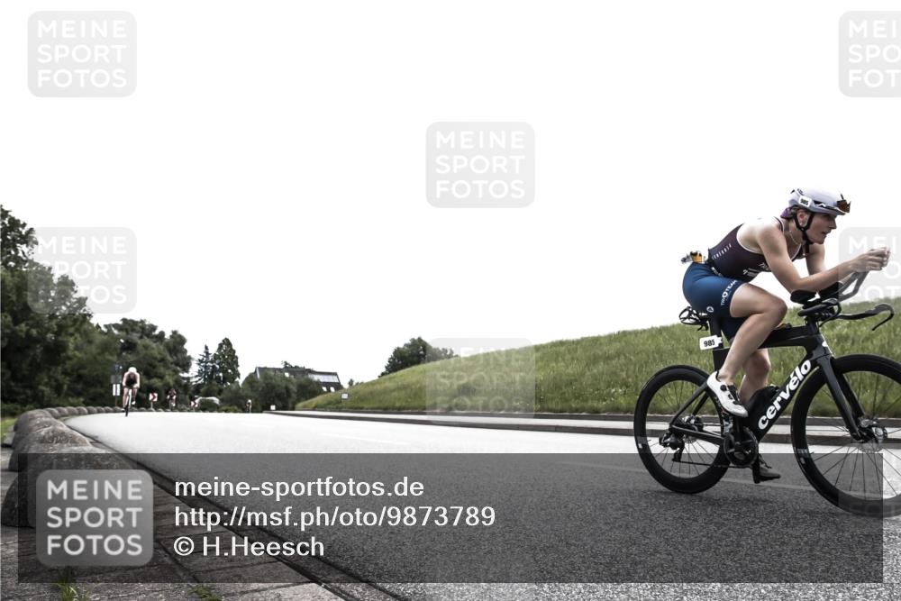 21.06.2026 - 29. Vierlanden-Triathlon H.Heesch http://msf.ph/oto/9873789 21.06.2026 12:33:56 Radfahren 879, 968, 985, 1006, 1007 meine-sportfotos.de