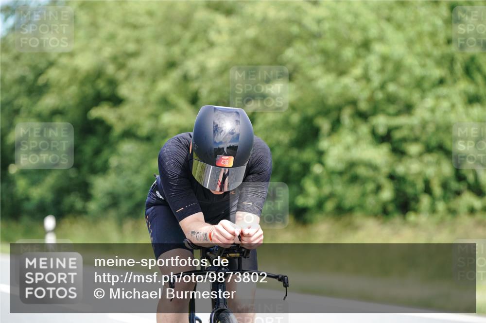 21.06.2026 - Viking Triathlon Michael Burmester http://msf.ph/oto/9873802 21.06.2026 12:51:47 Radfahren 196, 365, 617 meine-sportfotos.de