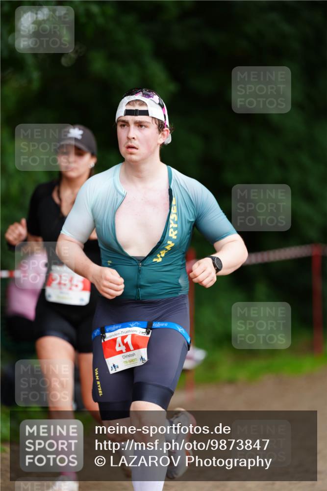 21.06.2026 - 29. Vierlanden-Triathlon LAZAROV Photography http://msf.ph/oto/9873847 21.06.2026 14:29:07 Laufen 41 meine-sportfotos.de