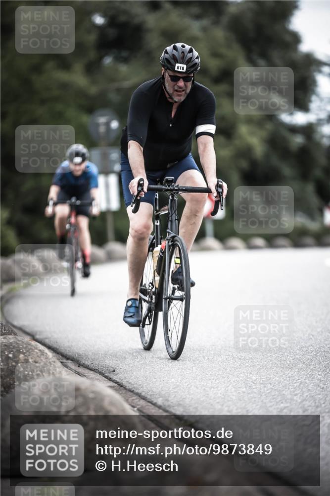 21.06.2026 - 29. Vierlanden-Triathlon H.Heesch http://msf.ph/oto/9873849 21.06.2026 12:15:56 Radfahren 818, 833, 852 meine-sportfotos.de