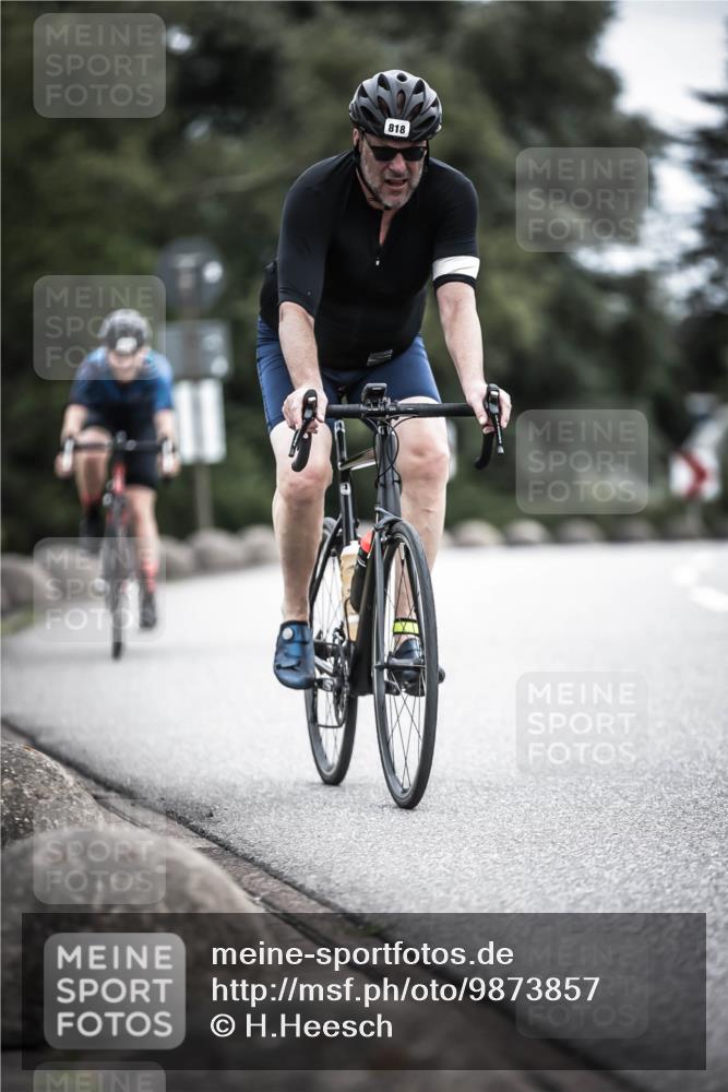 21.06.2026 - 29. Vierlanden-Triathlon H.Heesch http://msf.ph/oto/9873857 21.06.2026 12:15:56 Radfahren 818, 833, 852 meine-sportfotos.de