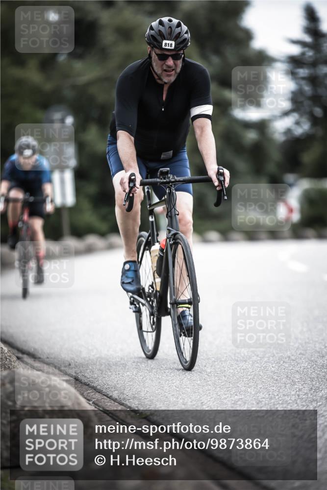 21.06.2026 - 29. Vierlanden-Triathlon H.Heesch http://msf.ph/oto/9873864 21.06.2026 12:15:56 Radfahren 818, 833, 852 meine-sportfotos.de